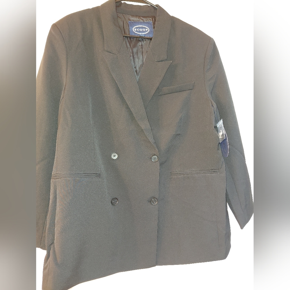 Elegant Black Double-Breasted Women's Blazer - Picture 3 of 3